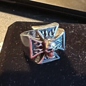 Sterling Silver Skull Cross Ring